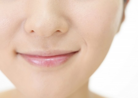 気になるお顔のたるみ・深いしわを改善